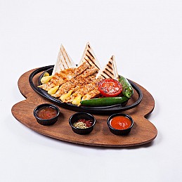 Toyuq fajitas 
