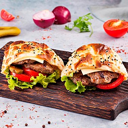 Meatballs (in thin pita bread)