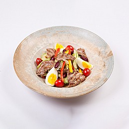 Steak salad