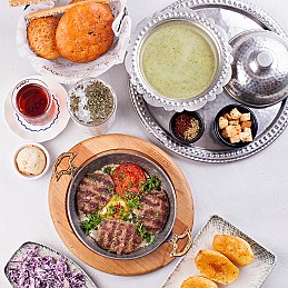 Business Lunch - Bazar ertəsi
