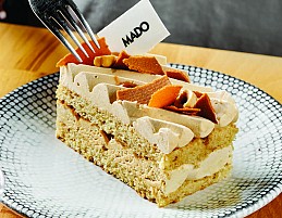 Qaymaqlı Karamelli tort