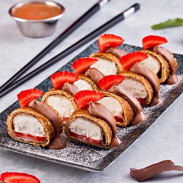 Crepe with strawberry