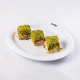 Пахлава с молоком и фисташками