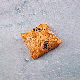 Borek with meat & kashar cheese