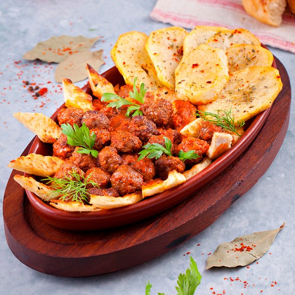 Meatballs with Neapolitan sauce