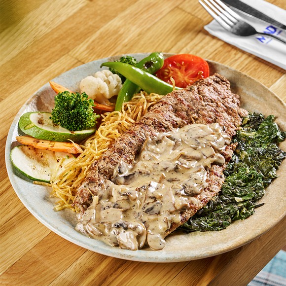 Can əti göbələk sousu ilə