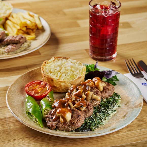 Demiqlas souslu köftə