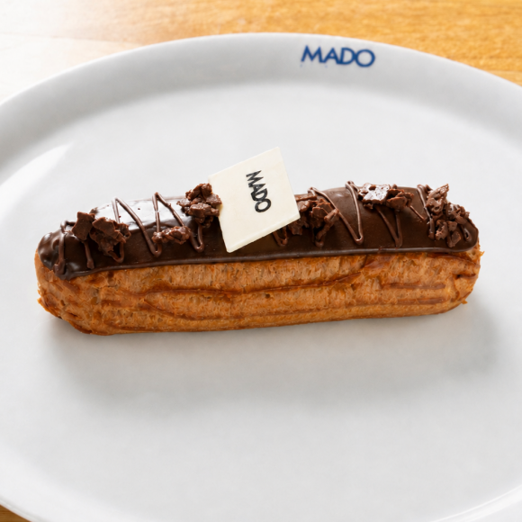 Chocolate éclair