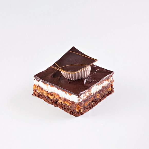 Snikers brauni tort