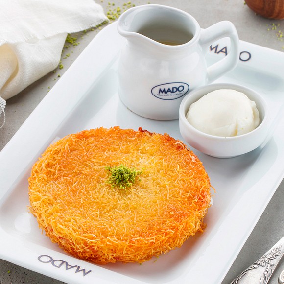 Fıstıqlı qaymaqlı künəfə 